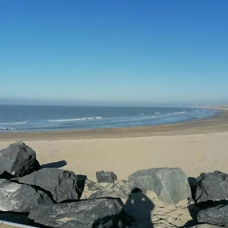 Apartment Bartine - Modern And Spacious Flat Near The Sea, Free Parking Space Ostende