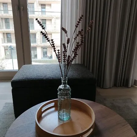 Bartine - Modern And Spacious Flat Near The Sea, Free Parking Space Ostend
