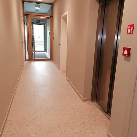 Bartine - Modern And Spacious Flat Near The Sea, Free Parking Space Apartment Ostend