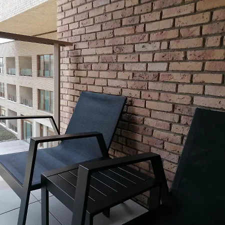 Bartine - Modern And Spacious Flat Near The Sea, Free Parking Space Apartment *