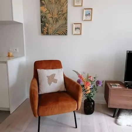 Apartment Bartine - Modern And Spacious Flat Near The Sea, Free Parking Space Ostend